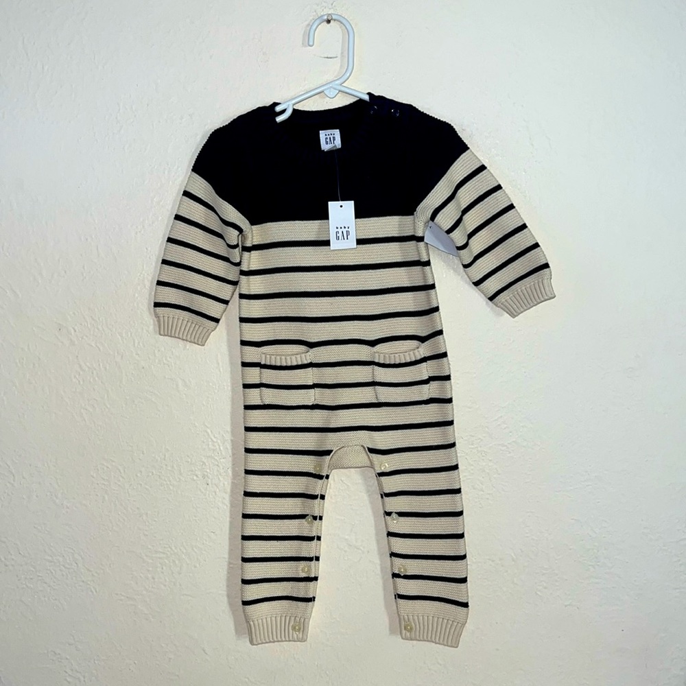 Baby gap sweater outfit nwt